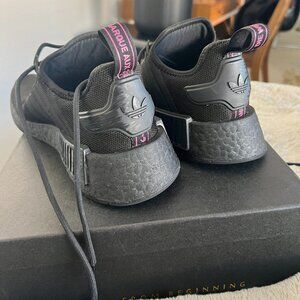 Adidas NMD R1 Primeblue Black